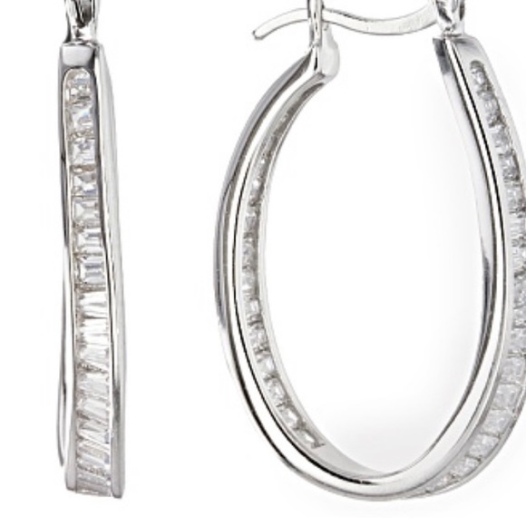 Hoop Earrings - Picture 3 of 4